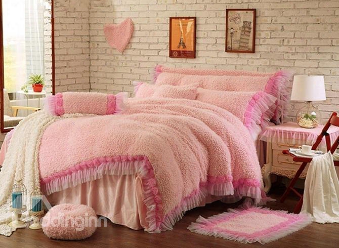 Adorable Rose And Lace Embellishment Peach Pink 4-piece Velvet Bedding Sets/duvet Cover
