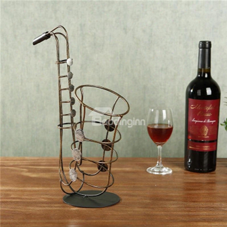 Elegant And Creative Style Saxophone Design Iron Home Decorative Wine Rack