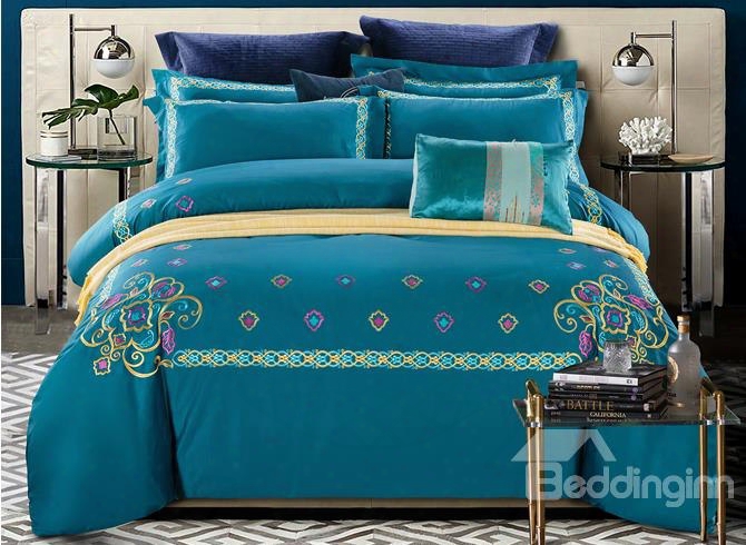Embroidery Flowers Pattern Luxury Style Blue 4-piece Cotton Sateen Bedding Sets/duvet Cover