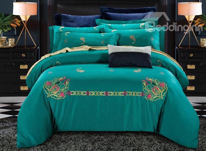 Embroidery Flowers Pattern Luxury Style Green 4-piece Cotton Sateen Bedding Sets/duvet Cover