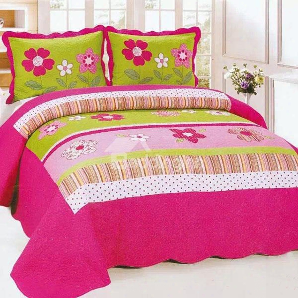 Beautiful Pink And Wihte Five Petal Pattern 3-piece Cotton Bed In A Bag