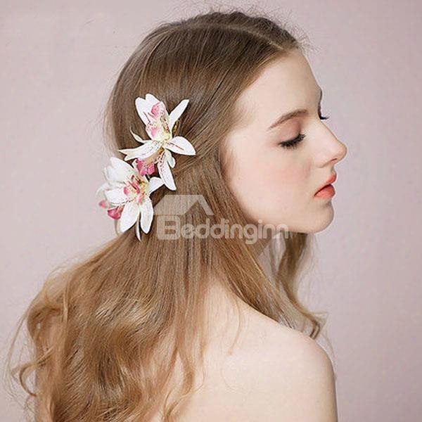 Graceful Lifelike Hair Flower With Hairpin