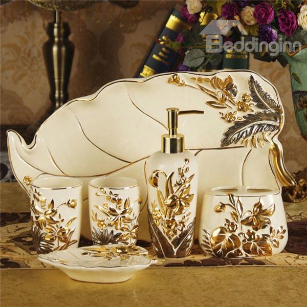Luxury Gold Trim 6-piece Ceramic Bathroom Accessories