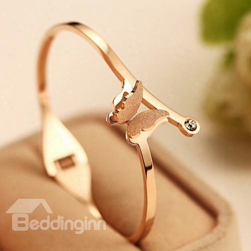 Women' S Rose Gold-color Titanium Steel Butterfly Bangle