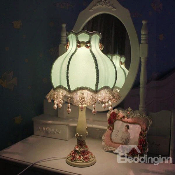 Green Lace Concise Countryside Style Table Lamp