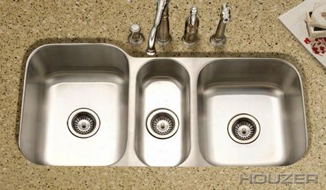 Mgt-4120 Medallion Gourmet 39.81" Undermount Tiple Boowl Stainless Steel Kitchen Sink: Satin