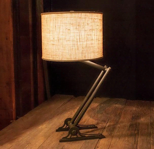 906-115 Trestle Iron Lamp (natur Al Burlap