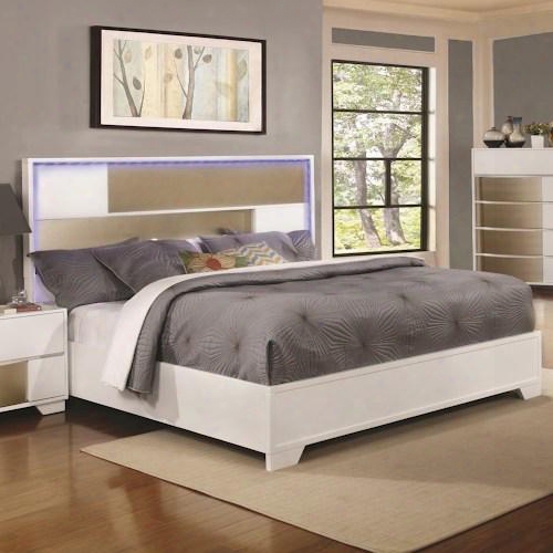 Havering Collection 204741kw California King Bed With Led Lighted Headboard In Blanco & Sterling