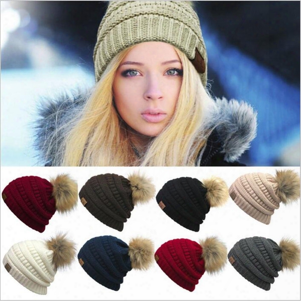 Unisex Cc Trendy Hats Winter Knitted Fur Poms Beanie Label Fedora Luxury Cable Slouchy Skull Caps Fashion Leisure Beanie Outdoor Hats B3259