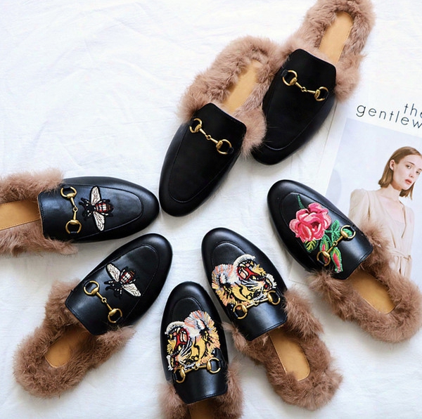 2017 Ladies Luxury Fur Mule Slippers Ladies Leather Flat Suede Mule Shoes Love Shoes Fashion Outdoor Slippers Fall And Winter Shoes