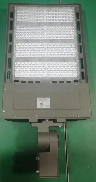 Led Shoebox Pole Light, 300w (1000w Eq.),road Parking Area Lighting, 40000 Lumen, Outdoor, Free Photocell Included Etl &a Mp; Dlc Listed