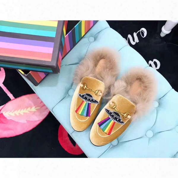 2017 Luxury Brand Slippers Women Genuine Leather Mules Flat Mules Casual Shoes Loafers With Fur Fashion Outdoor Slippers Ladies Winter Shoes