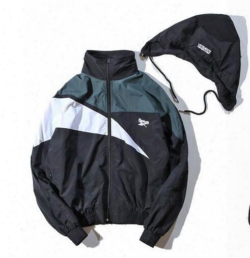 Drop Shipping Thin Thick Men Skateboard Jacket Patchwork Vetements Jackets Sport Hip Hop Outdoor Waterproof Windbreaker Mns Coat