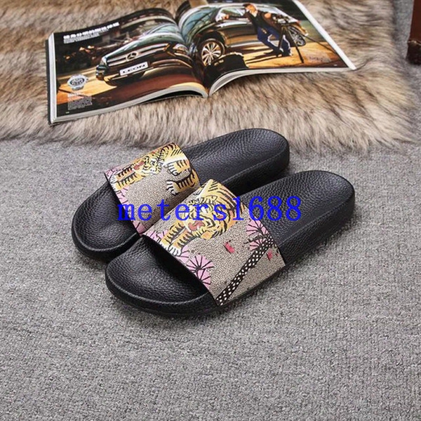 New Arrival Mens Form Causal Sandals Summer Outdoor Beach Slide Sandals With Bengal Blooms Bee Flower Print