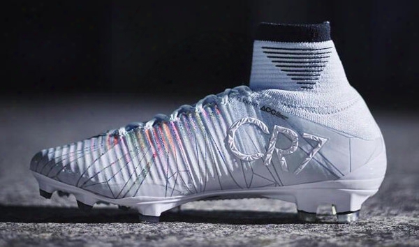 Top Cr7 Mercurial Superfly Chapter 5 Football Shoes,discount Chapter 5- Grey White Cut From Diamond Fg Training Sneakers,running Sport Boots