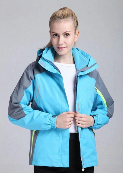 Ski-wear Women Outdoor Clothing Fashion Brand Two-piece Outfit Winter Waterproof Jackets Mountaineering Clothing With Reflect Light 2017