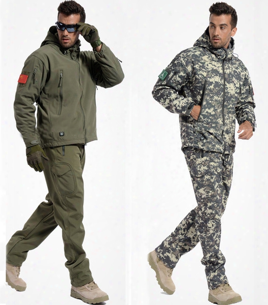 Wholesale-tactical Gear Shark Skin Softshell Outdoor Jacket& Military Pants Men Waterproof Army Camouflage Hoody Hunting Hiking Clothing
