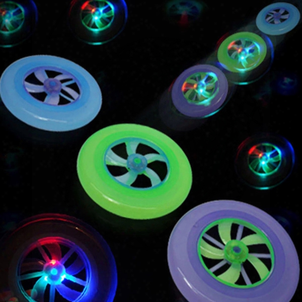 New Speical Colorful Fashion Hot Spin Led Light Magic Outdoor Toy Flying Saucer Disc Frisbee Ufo Kid Toy