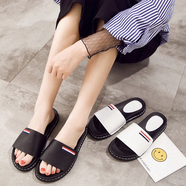 Women Slippers 2017 Summer New Black White Genuine Leather Woman Shoes Fashion All Match Open Toe Platfodm Flat S1ides Outdoor Drop Shipping