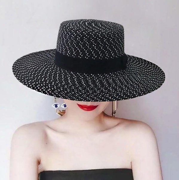 Straw Hat Elegant Black And White Large Along The Beach Hat Hat Flat Ceiling Travel Europe And The United States To Restore Ancient Ways To