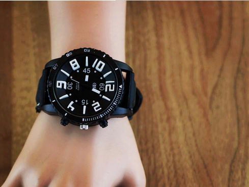 Hot !!! Big Men Watch Outdoor Sports Watches Men Vertical Letter Casual And Business Sports Mens Watch