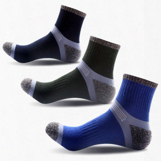 Cool!profession Softness Quality Guarantee Outdoor Foot Anti-odour Sweat Movement Add Thick Short Tube Climbing Socks Three Color Optional